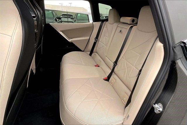 2025 BMW iX xDrive50