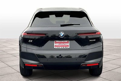 2025 BMW iX xDrive50