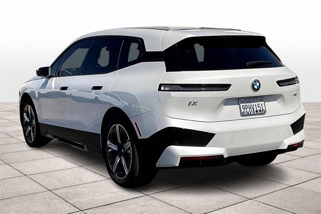 2025 BMW iX xDrive50