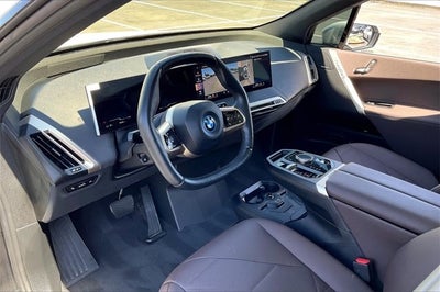 2025 BMW iX xDrive50