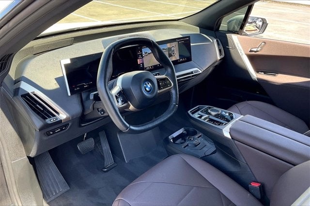 2025 BMW iX xDrive50