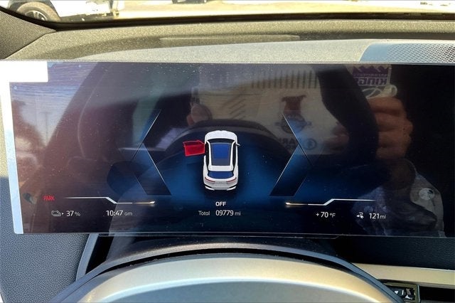 2025 BMW iX xDrive50