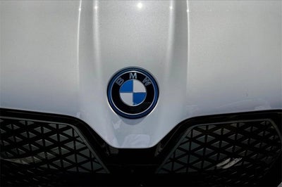 2025 BMW iX xDrive50
