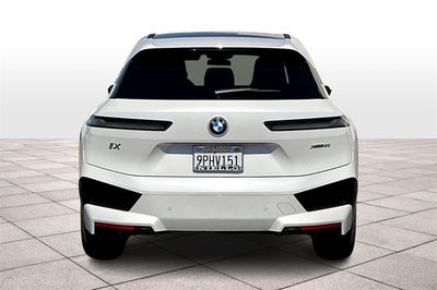 2025 BMW iX xDrive50
