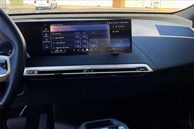 2025 BMW iX xDrive50