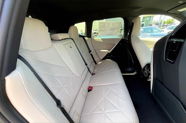 2026 BMW iX xDrive45