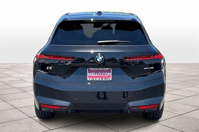 2026 BMW iX xDrive45