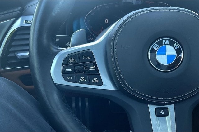 2022 BMW 8 Series 840i