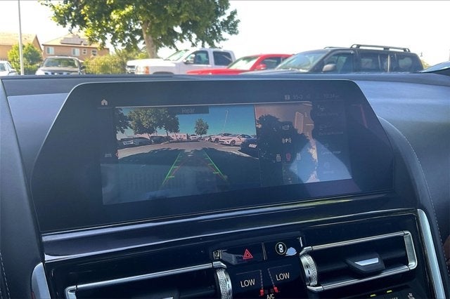 2022 BMW 8 Series 840i