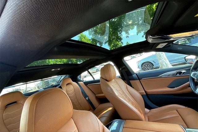 2022 BMW 8 Series 840i