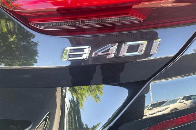 2022 BMW 8 Series 840i