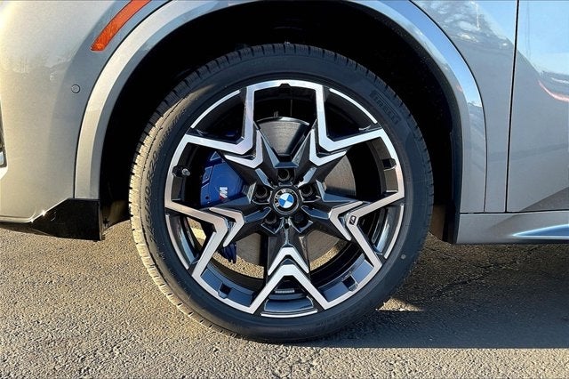 2025 BMW X2 M35i