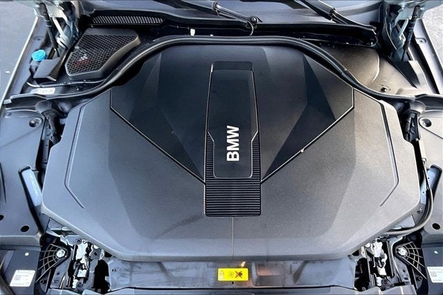 2025 BMW i5 xDrive40