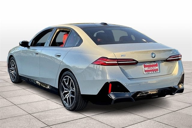 2025 BMW i5 xDrive40