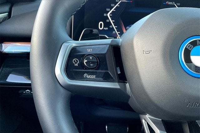 2025 BMW i5 xDrive40