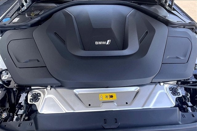 2025 BMW i4 eDrive40