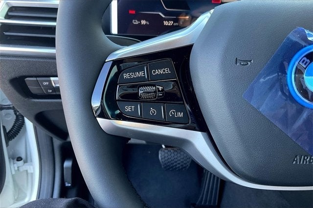 2025 BMW i4 eDrive40