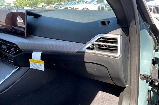 2025 BMW i4 eDrive40