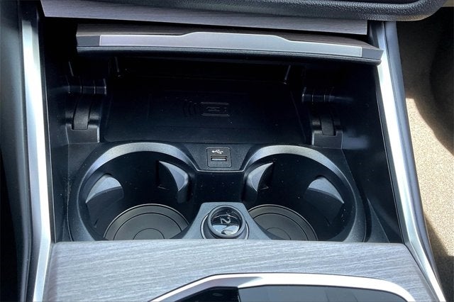 2025 BMW i4 eDrive40