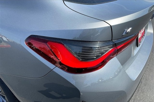 2025 BMW i4 eDrive40