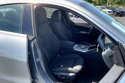 2025 BMW i4 eDrive40