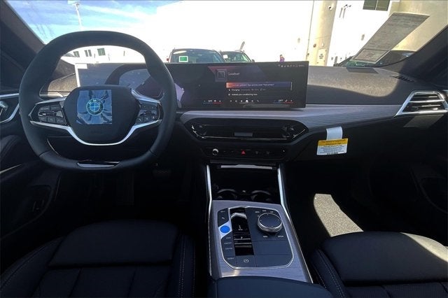 2025 BMW i4 eDrive40