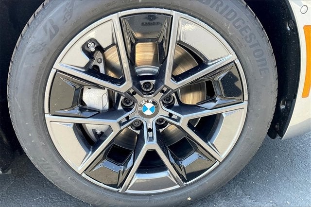 2025 BMW i4 eDrive40