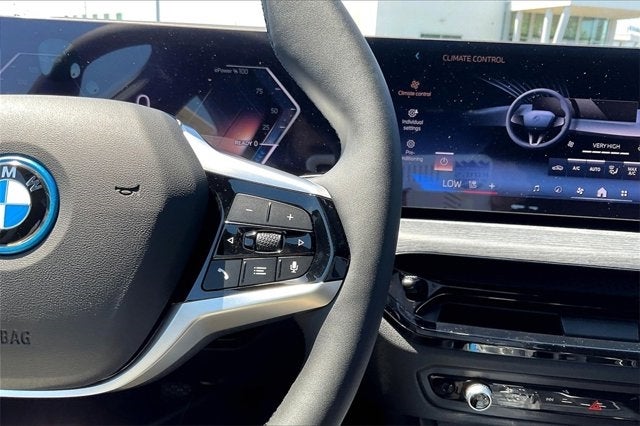 2025 BMW i4 eDrive40