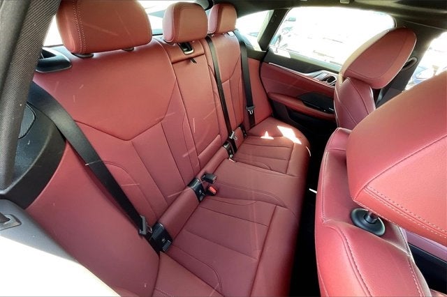 2025 BMW i4 eDrive40