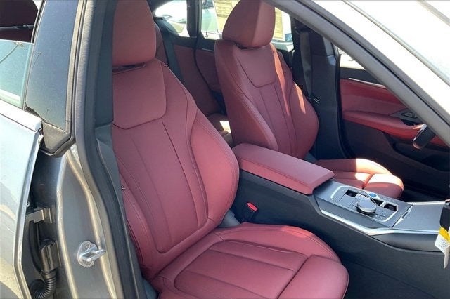 2025 BMW i4 eDrive40