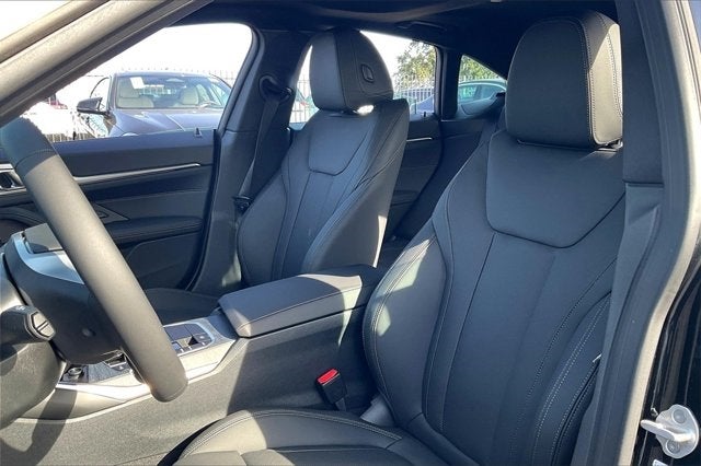 2025 BMW i4 eDrive40