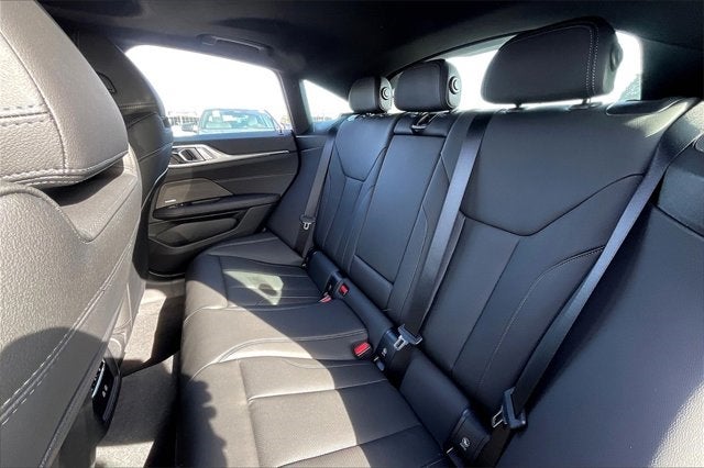 2025 BMW i4 eDrive40