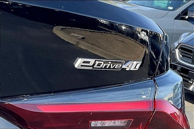 2025 BMW i4 eDrive40