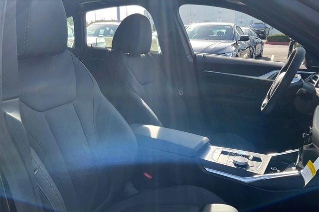2025 BMW i4 eDrive40