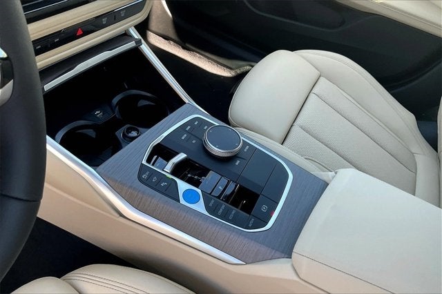 2025 BMW i4 eDrive40