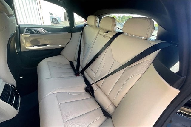 2025 BMW i4 eDrive40