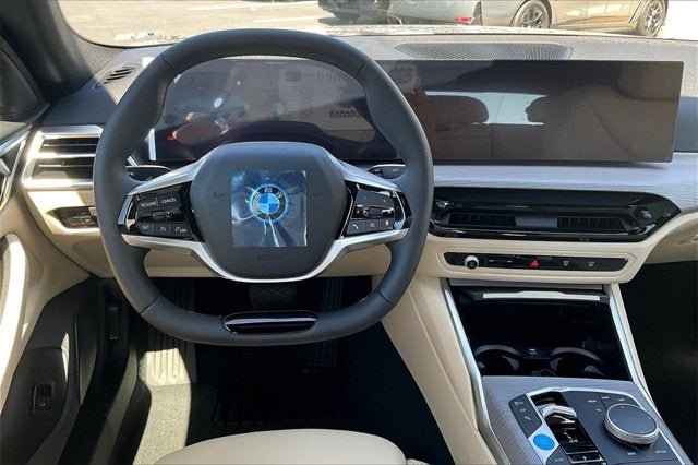 2025 BMW i4 eDrive40