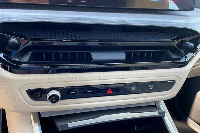 2025 BMW i4 eDrive40