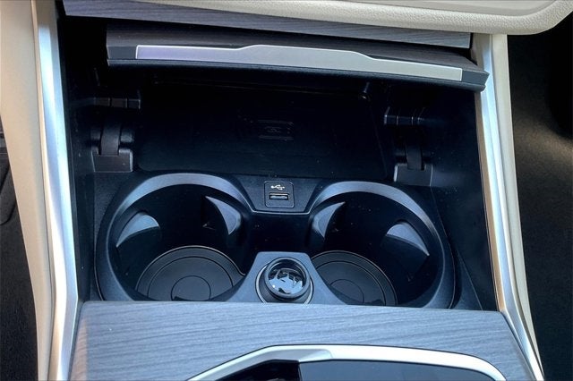 2025 BMW i4 eDrive40