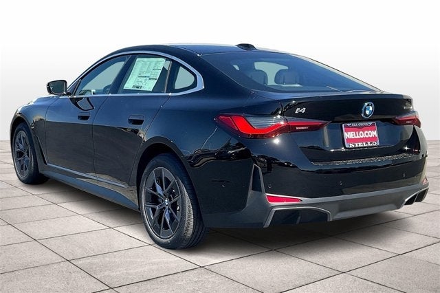 2025 BMW i4 eDrive40