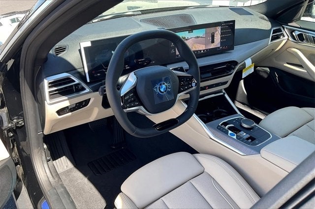 2025 BMW i4 eDrive40