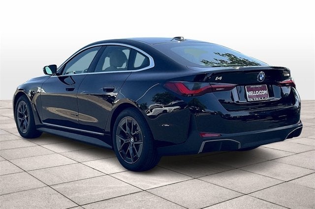 2025 BMW i4 eDrive40