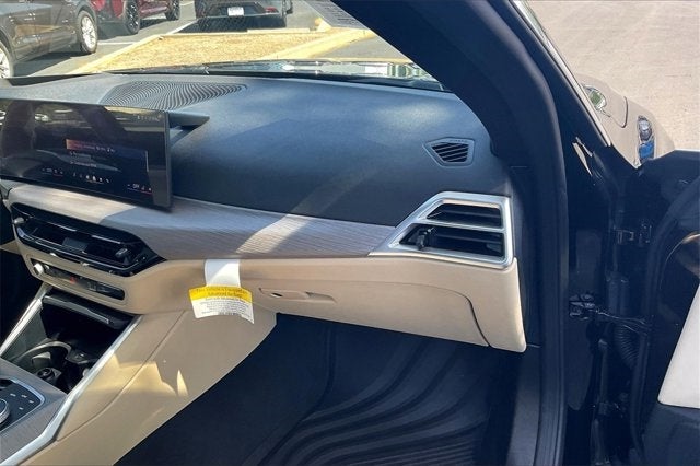 2025 BMW i4 eDrive40