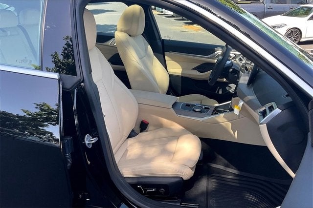 2025 BMW i4 eDrive40