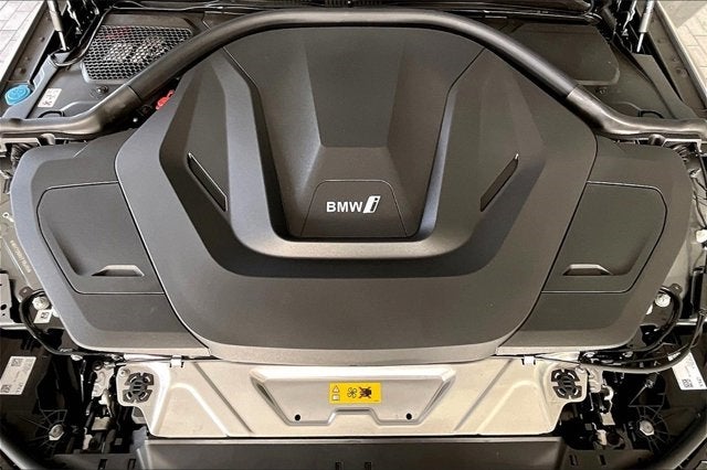 2025 BMW i4 eDrive40