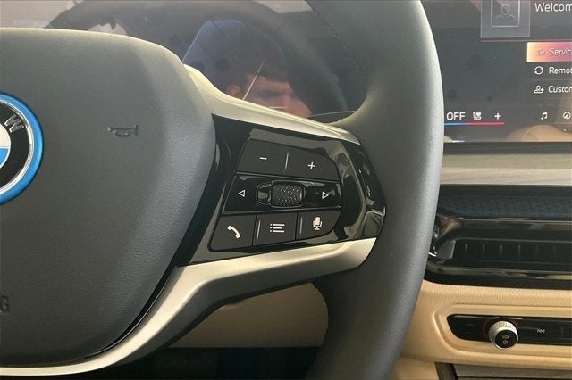 2025 BMW i4 eDrive40