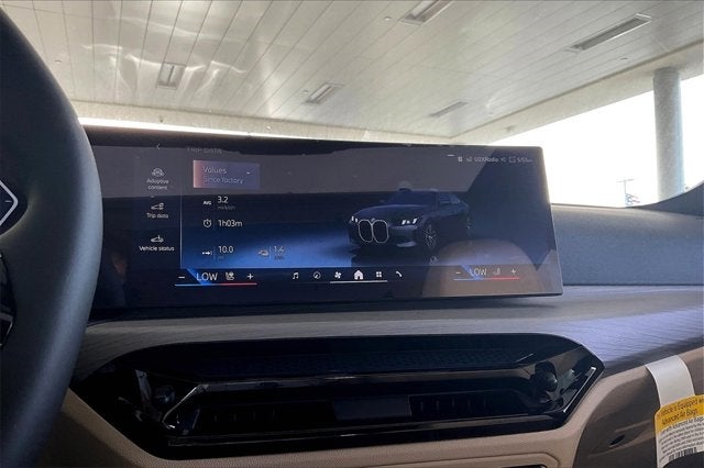 2025 BMW i4 eDrive40