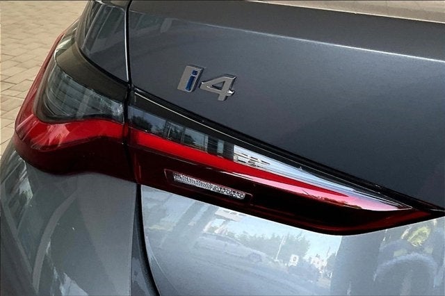 2025 BMW i4 eDrive40