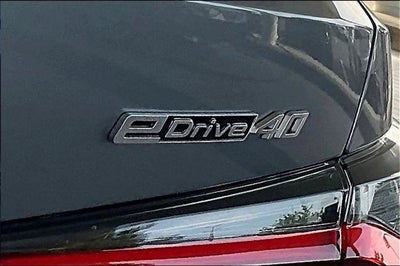 2025 BMW i4 eDrive40
