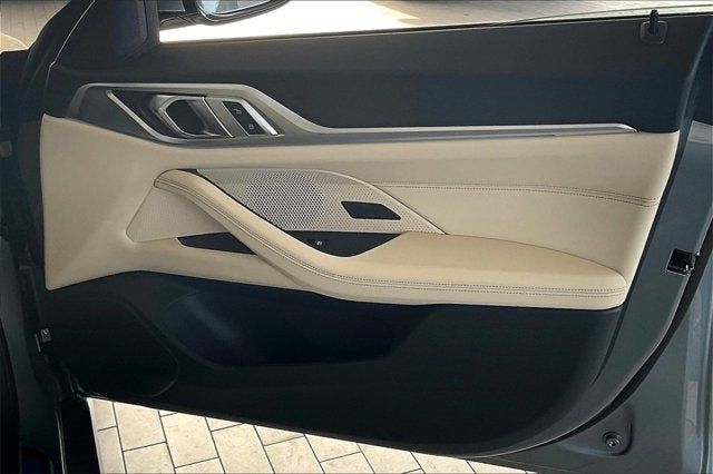 2025 BMW i4 eDrive40